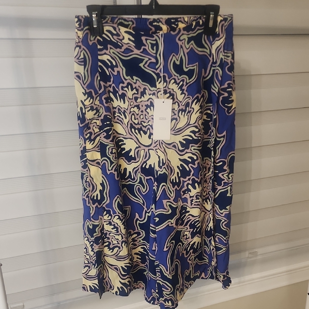 CLOSED Patterned Shorts Size XS $270 - Picture 1 of 6